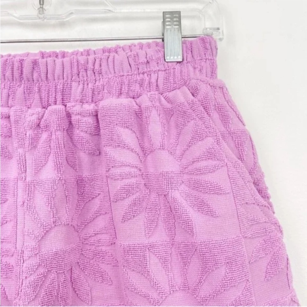 L* Space Soleil Shorts in Rosebud - Size L! Like New - Picture 9 of 10